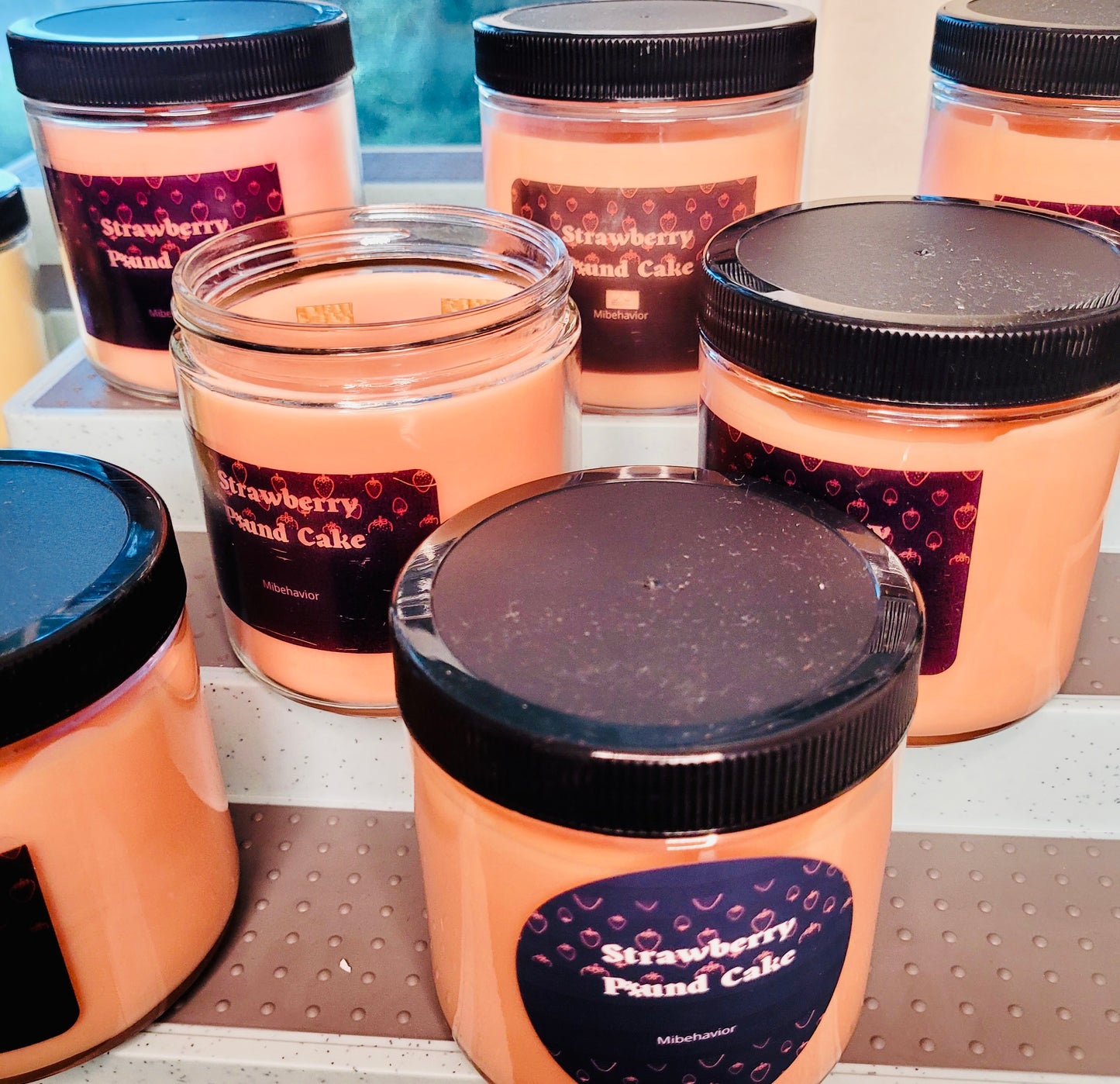 Strawberry Pound Cake Candle